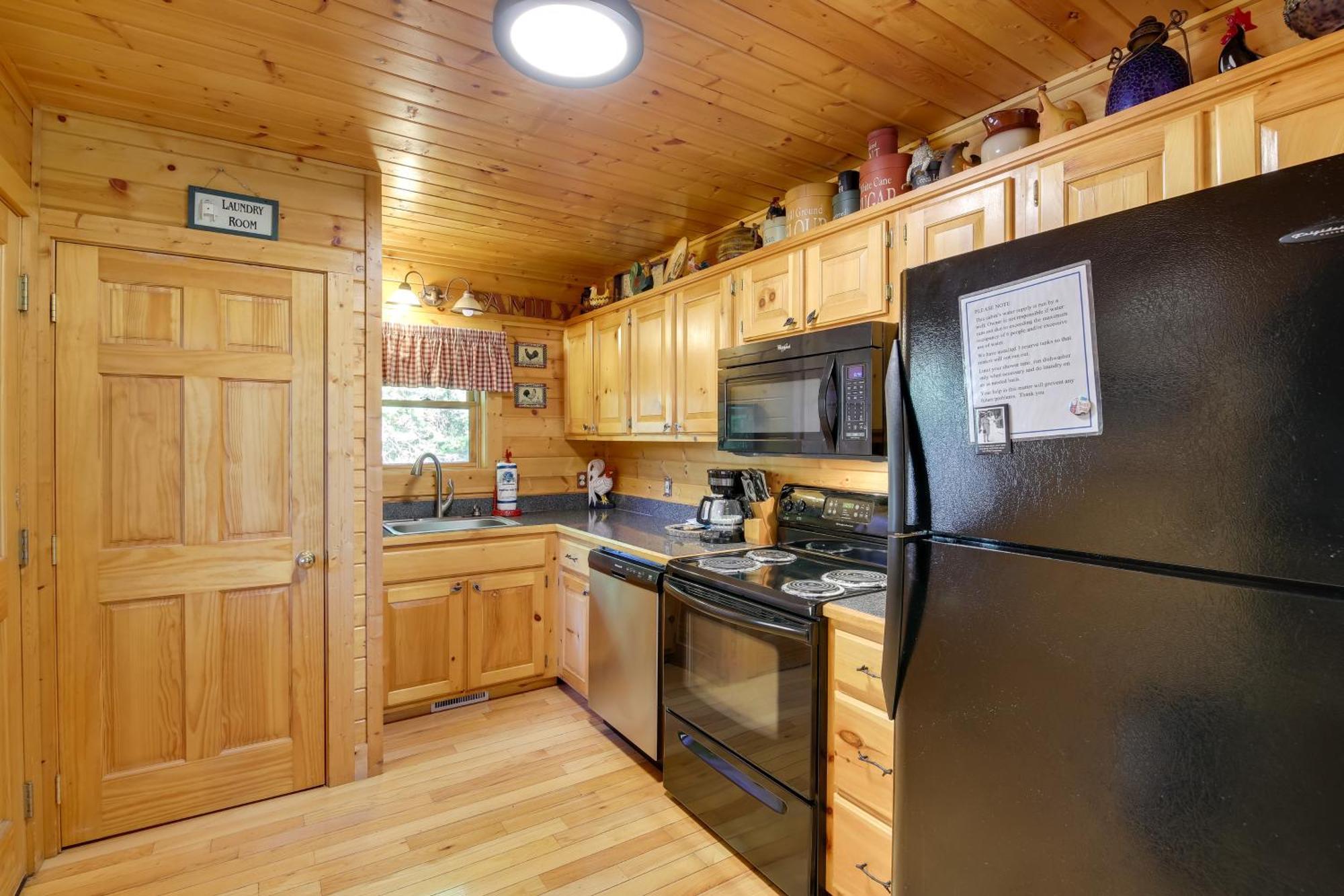 Secluded And Wooded Wears Valley Cabin With Fire Pit! Sevierville Εξωτερικό φωτογραφία