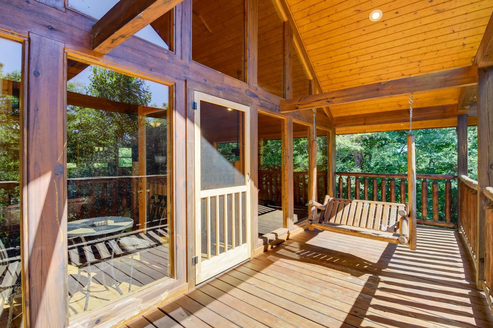 Secluded And Wooded Wears Valley Cabin With Fire Pit! Sevierville Εξωτερικό φωτογραφία