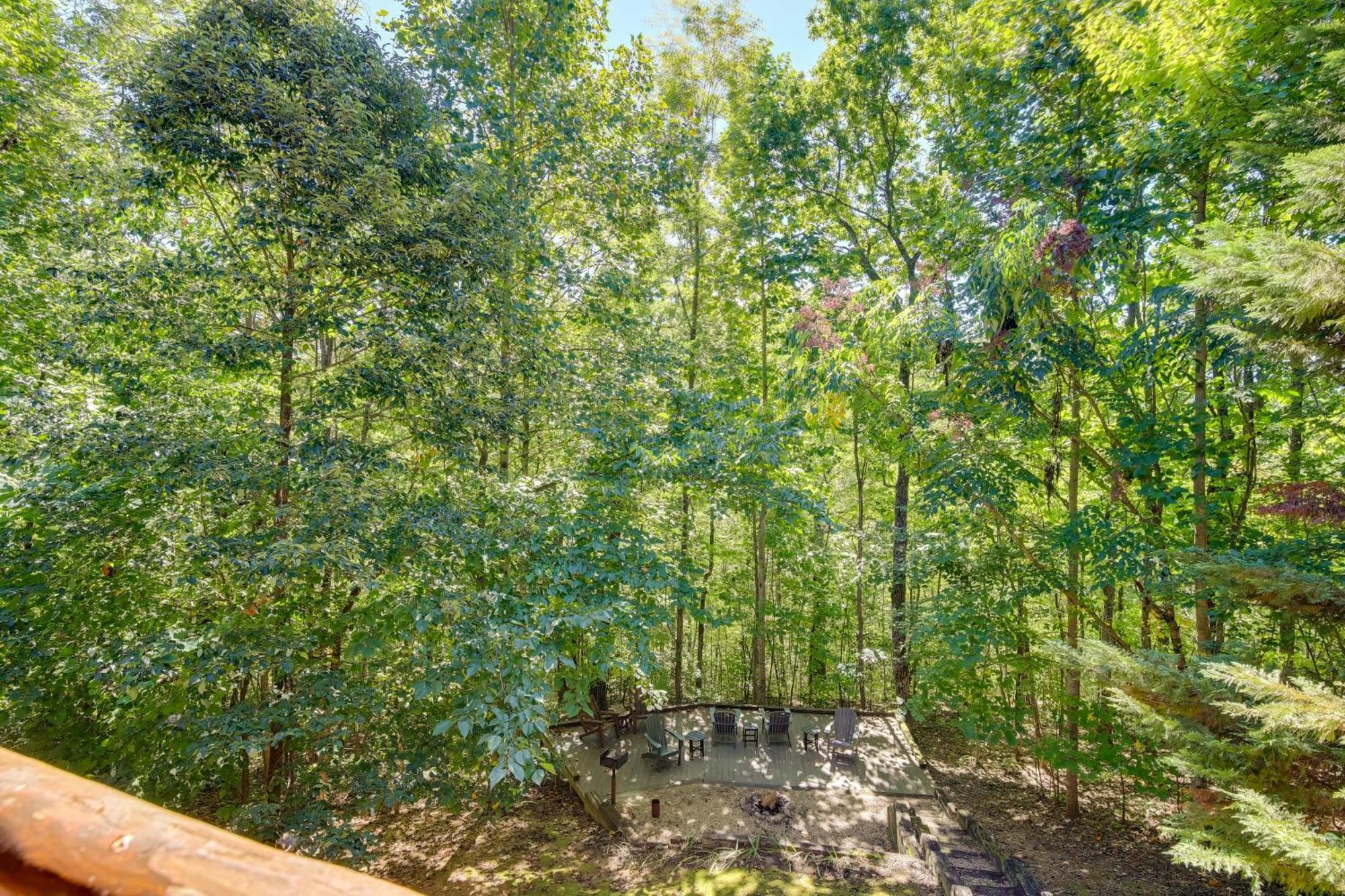 Secluded And Wooded Wears Valley Cabin With Fire Pit! Sevierville Εξωτερικό φωτογραφία
