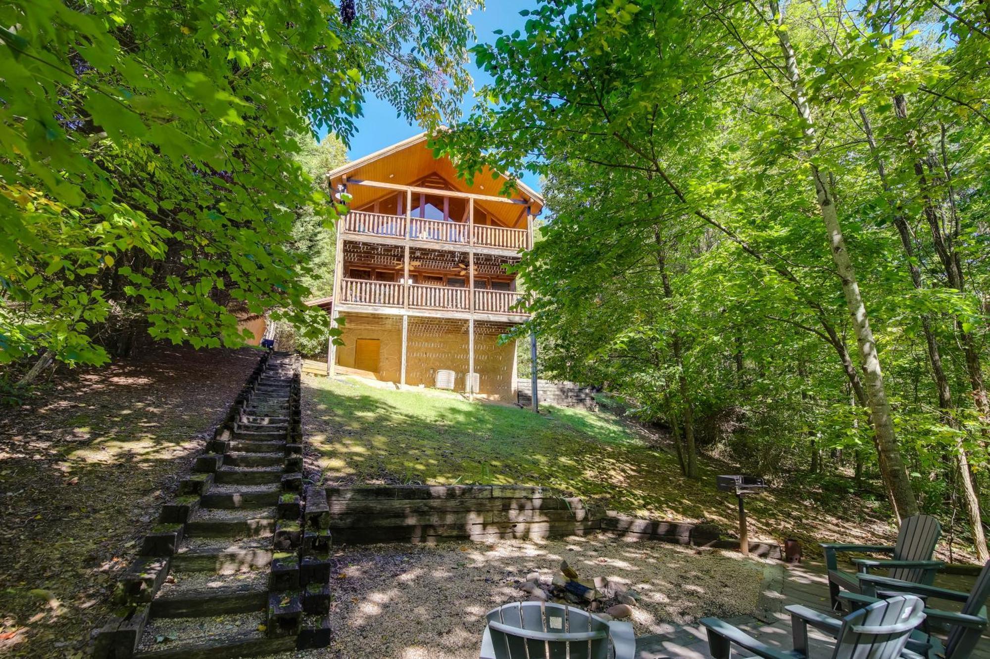 Secluded And Wooded Wears Valley Cabin With Fire Pit! Sevierville Εξωτερικό φωτογραφία